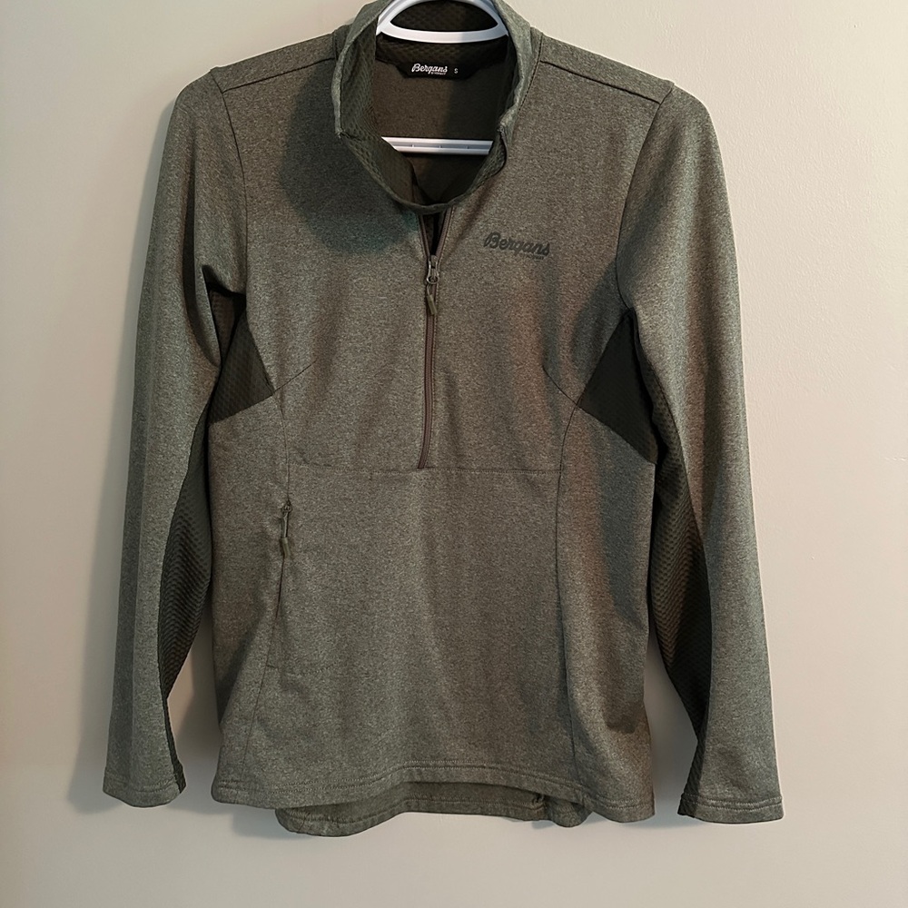 Bergans of Norway Gray Quarter-Zip fleece jacket - Picture 1 of 13